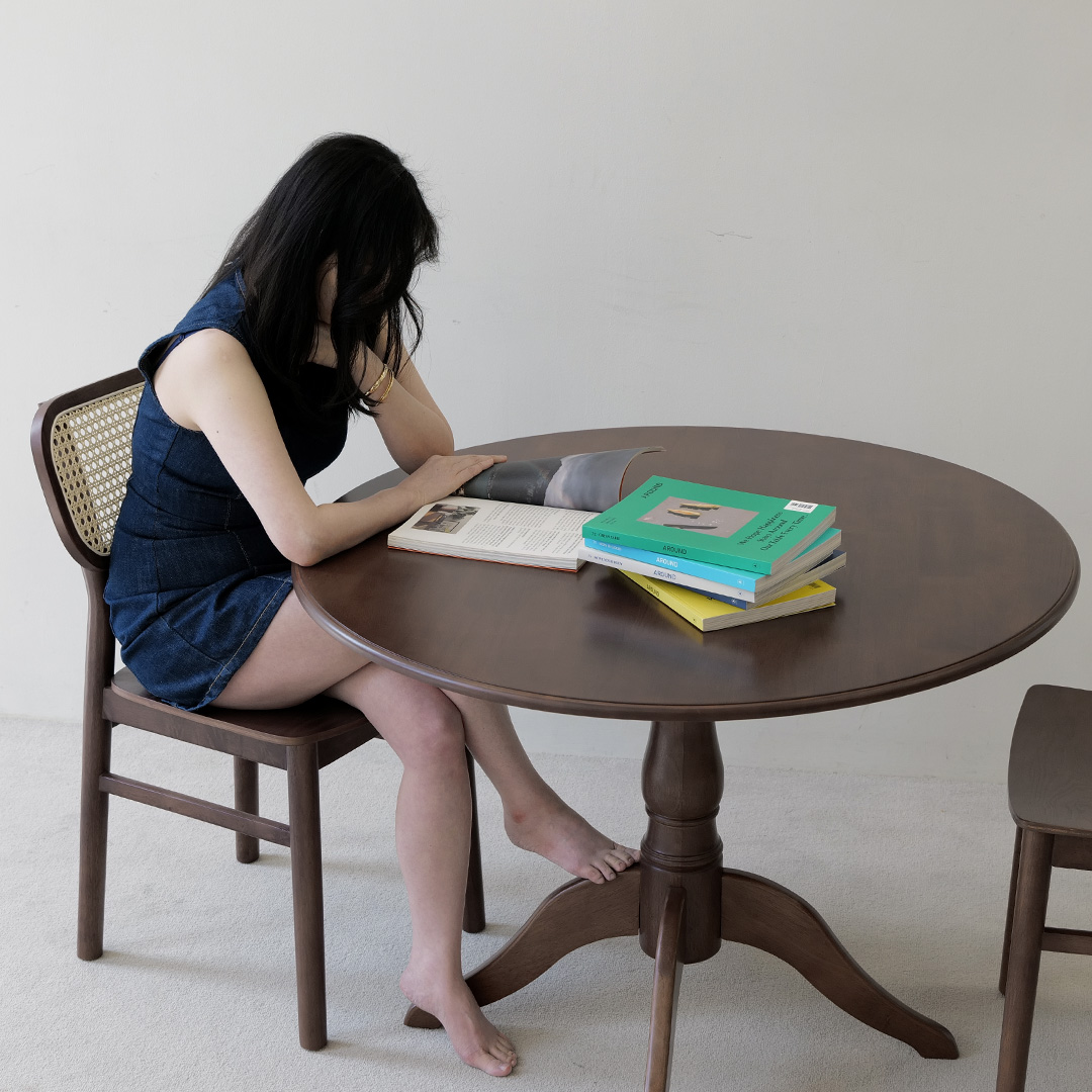 자야캠핑 포르보 1820 월넛 원목 카페 원형 모던 식탁테이블