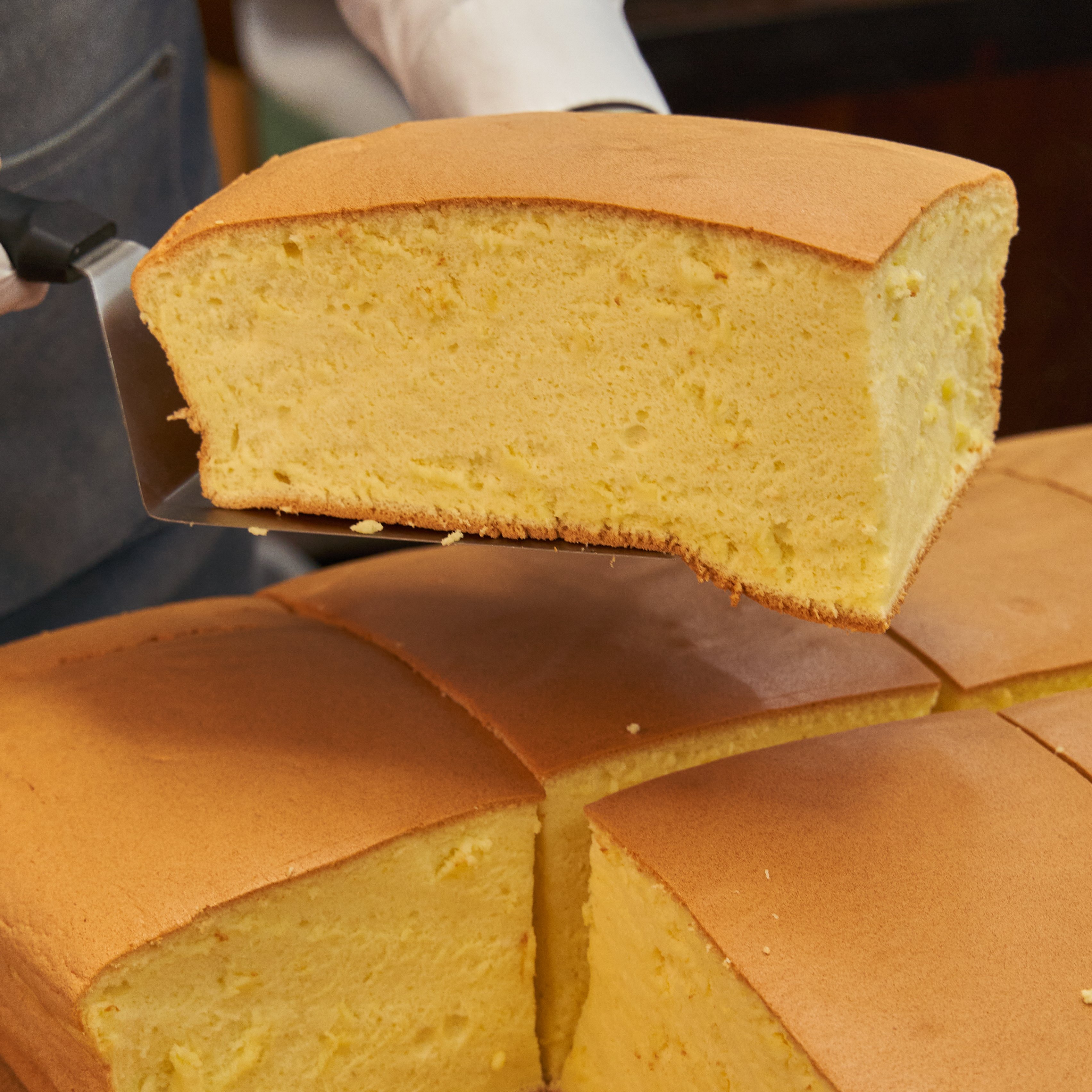 퐁신제빵소 폭신한 대왕 대만락카스테라 - 상품 이미지