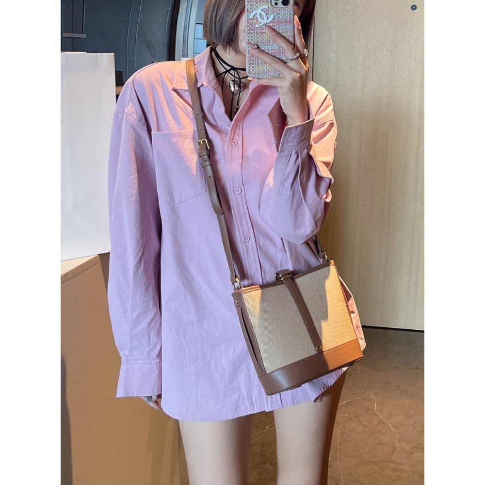함부로 대해줘 1화 이유영 김홍도 버킷백 가방 패셔너블 오피스 의상 옷 패션 - 상세 이미지 4