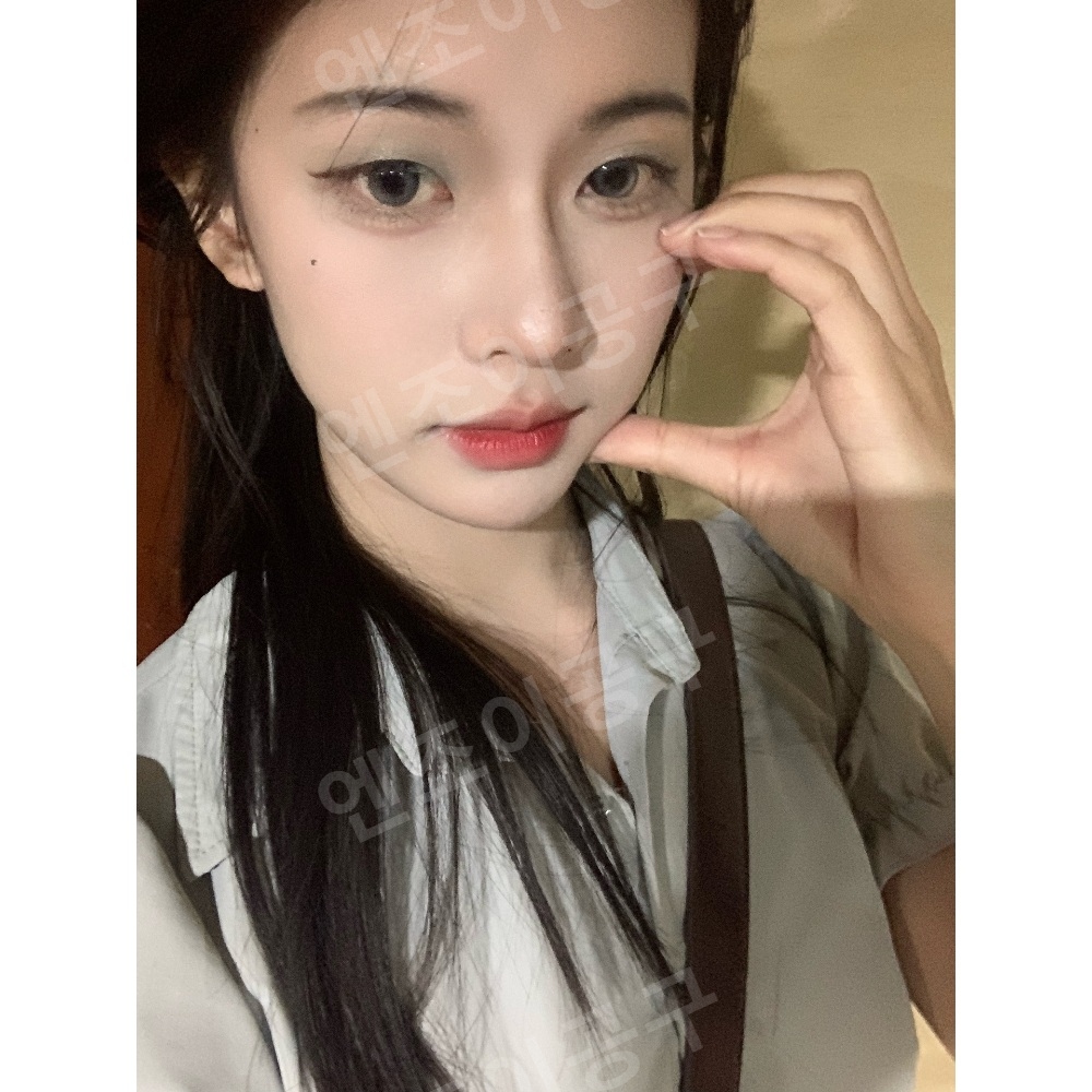 카더정원 강민경 카더가든 유튜브 블라우스 청순 슬림 의상 옷 패션 - 상세 이미지 4
