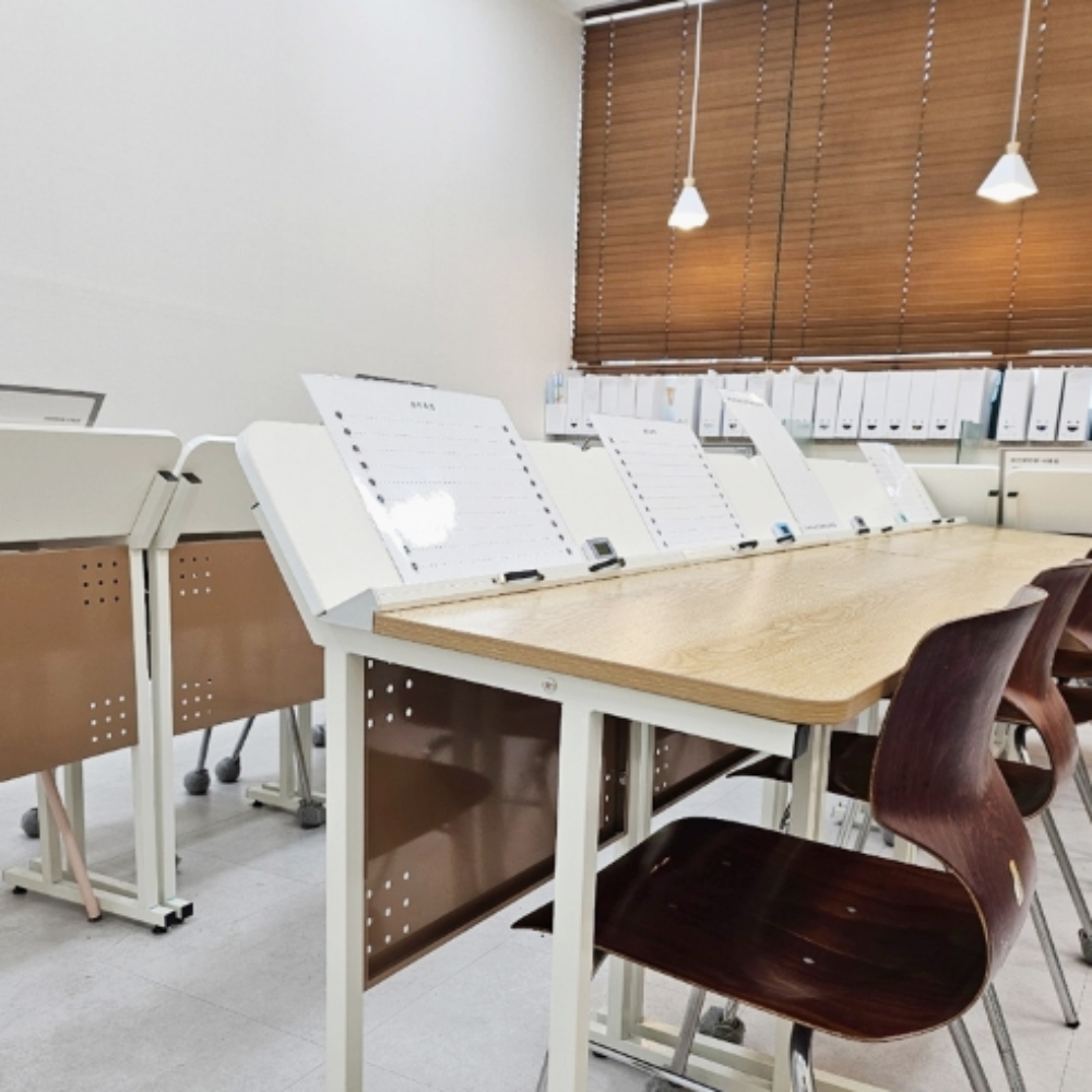 학원책상 독서대 일체형 상판 초등학생 고급 공부방 학교 책상 세트 - 상세 이미지 3