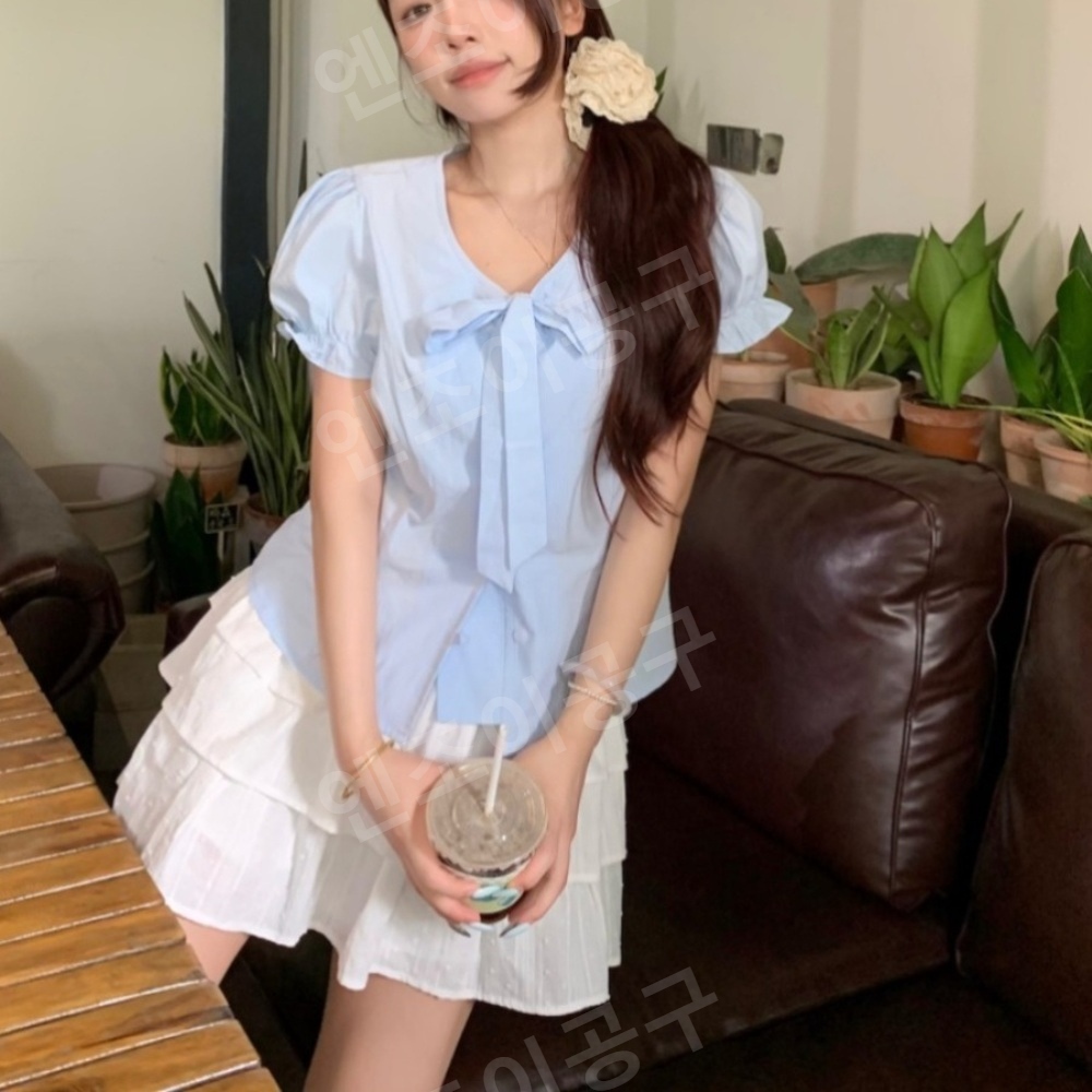 카더정원 강민경 카더가든 유튜브 블라우스 프렌치 하이엔드 의상 옷 패션 - 메인 이미지
