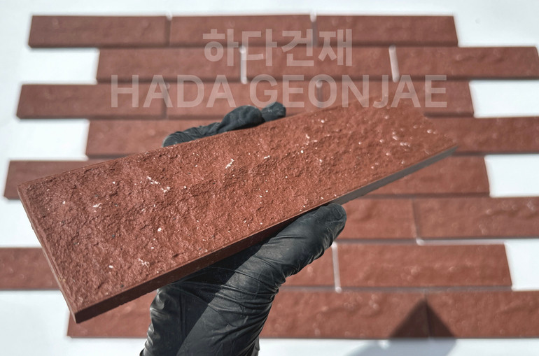 클링커브릭 세라믹타일 240x60x11T 다크레드 / 하다건재