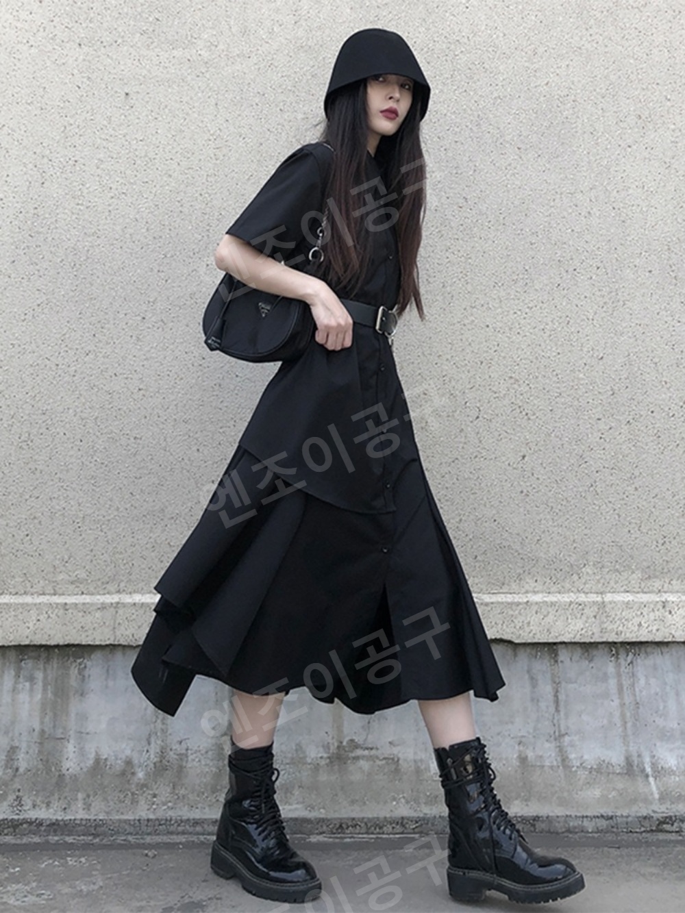 김연아 인스타그램 블랙 반팔 셔츠 원피스 고급진 세련된 의상 옷 패션 - 상세 이미지 2