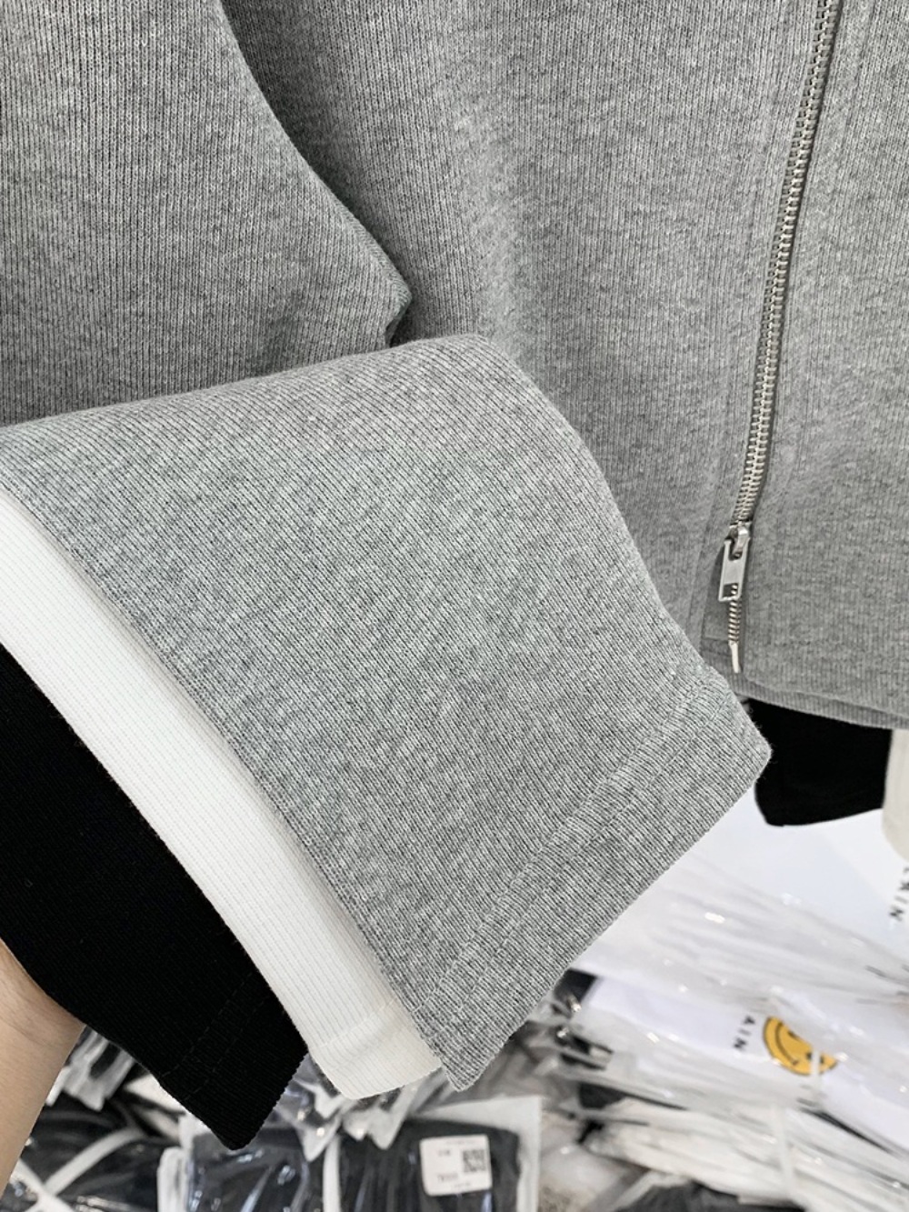 크롭 지퍼 후드 투웨이 집업 간절기 빅사이즈 슬림핏 그레이 블랙 - 상세 이미지 3