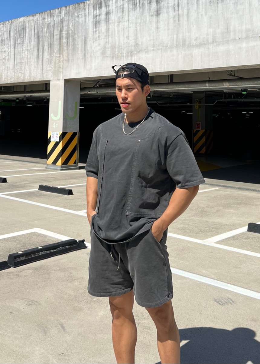 E1577AA7-65DE-45AC-A870-7233A1B93CA6