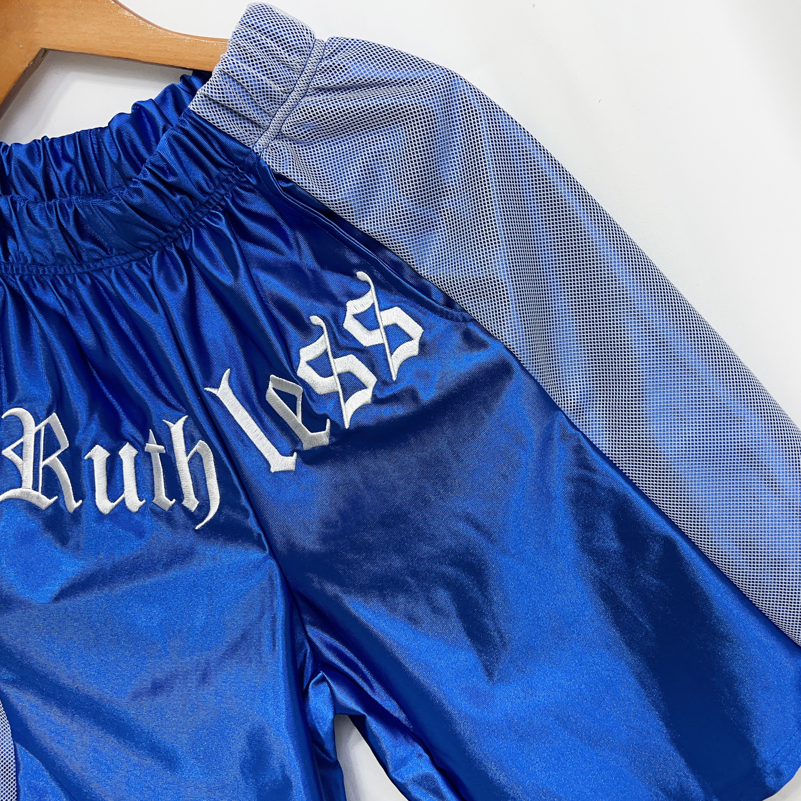 실버 트레이닝 매쉬 실키 자수 버뮤다 7부 와이드 하프팬츠 3color - 상세 이미지 5