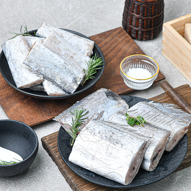 군산시수협 서해안 먹갈치 2마리 550g 국내산 수협 수매 - 상세 이미지 2