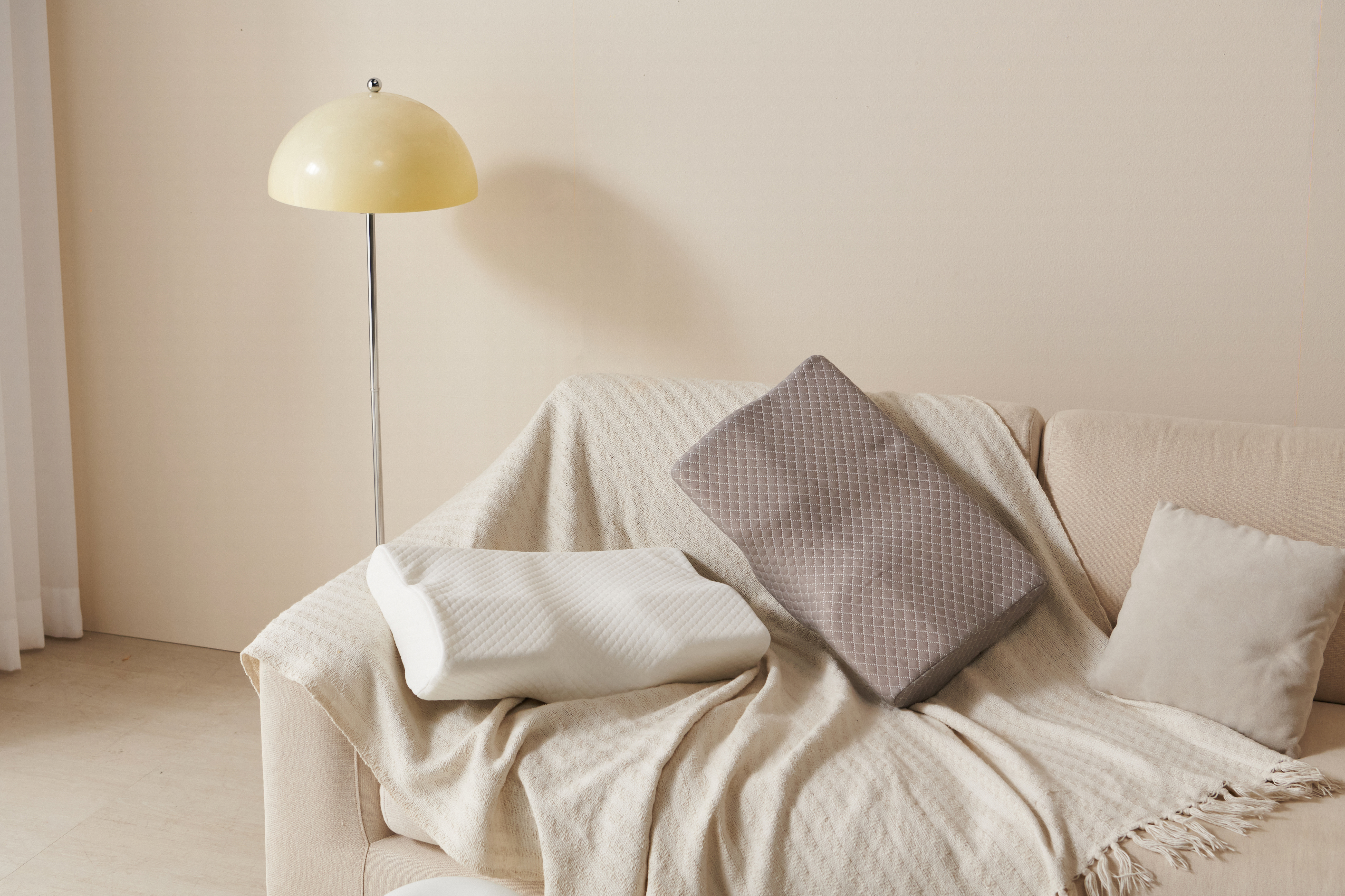 라누베 C커브 목편한베개 푹신한 낮은 일자목 기능성 꿀잠 베개