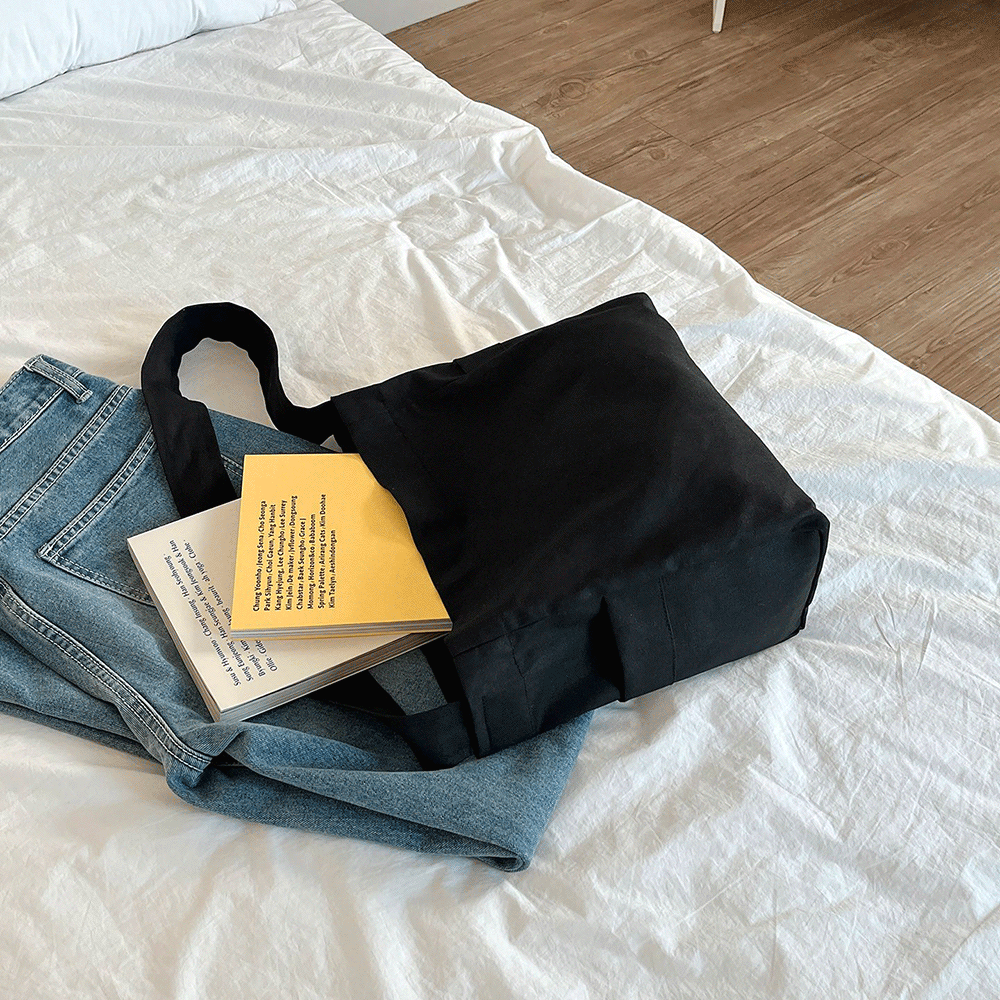 무지 크로스에코백 포켓 숄더백 마카롱미디움에코백 블랙