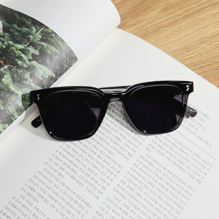자외선차단 사각 패션 뿔테 커플 틴트 선글라스 UV400nm