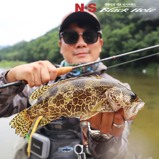 NS블랙홀 카라머스 리턴 쏘가리낚시대 계류루어로드 S-522UL-ST (꺽지), 1.57m - 메인 이미지