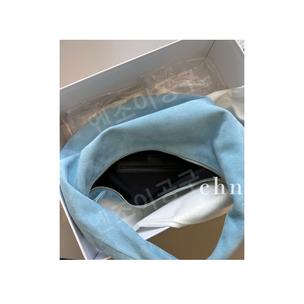 함부로 대해줘 3회 이유영 김홍도 숄더백 가방 린넨 캠퍼스룩 의상 옷 패션 - 상세 이미지 3