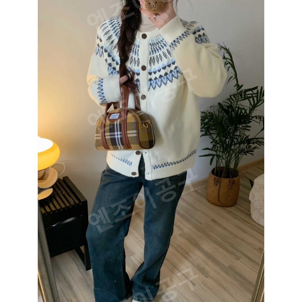 함부로 대해줘 3회 이유영 김홍도 니트 가디건 아가일 봄 의상 옷 패션 - 상세 이미지 3