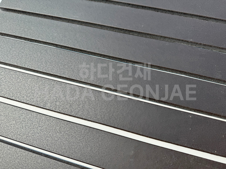 테라코타 점토롱타일 490x53x14T 블랙 / 하다건재