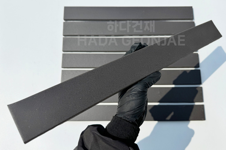 테라코타 점토롱타일 490x53x14T 블랙 / 하다건재