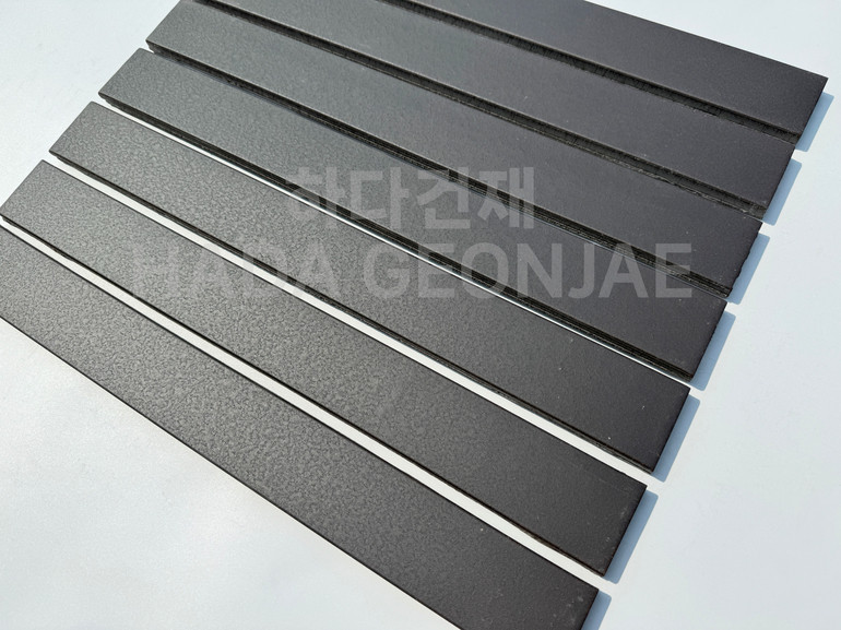 테라코타 점토롱타일 490x53x14T 블랙 / 하다건재