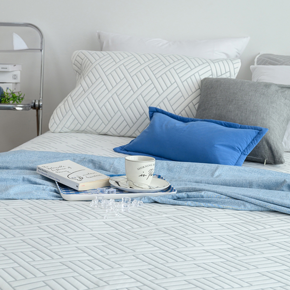 듀라론냉감패드 시원한 여름용냉감패드 이불깔개