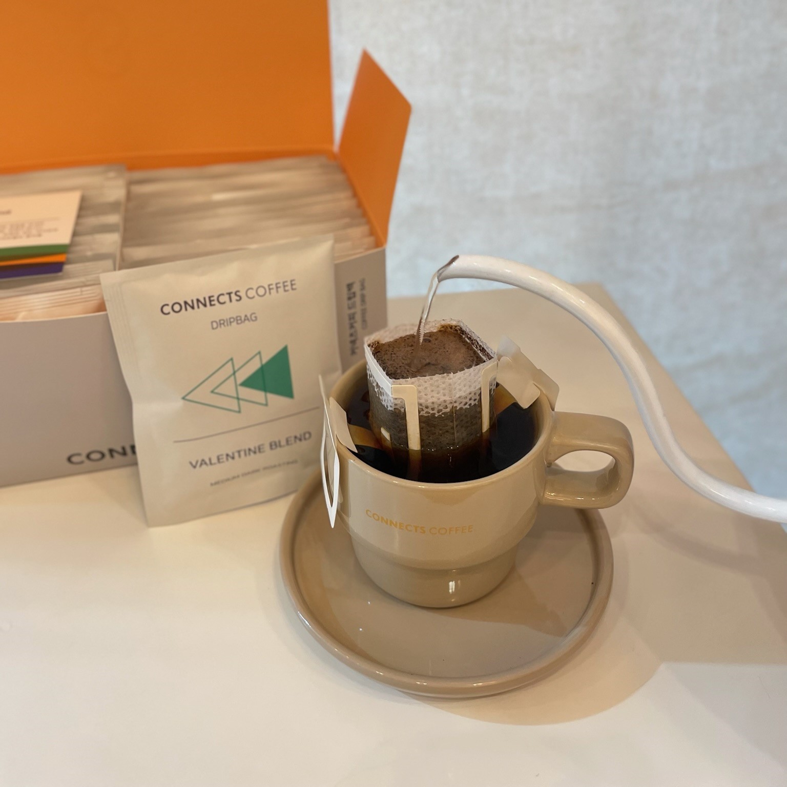 커넥츠커피 드립백 11g x 30개 세트 (고소 산뜻 디카페인) - 상세 이미지 2