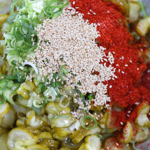 양념 국산 오이지무침 통오이지 오이절임 짠지 전통오이지 장아찌 맛있게 먹은 솔직 후기 - 상품 이미지 3
