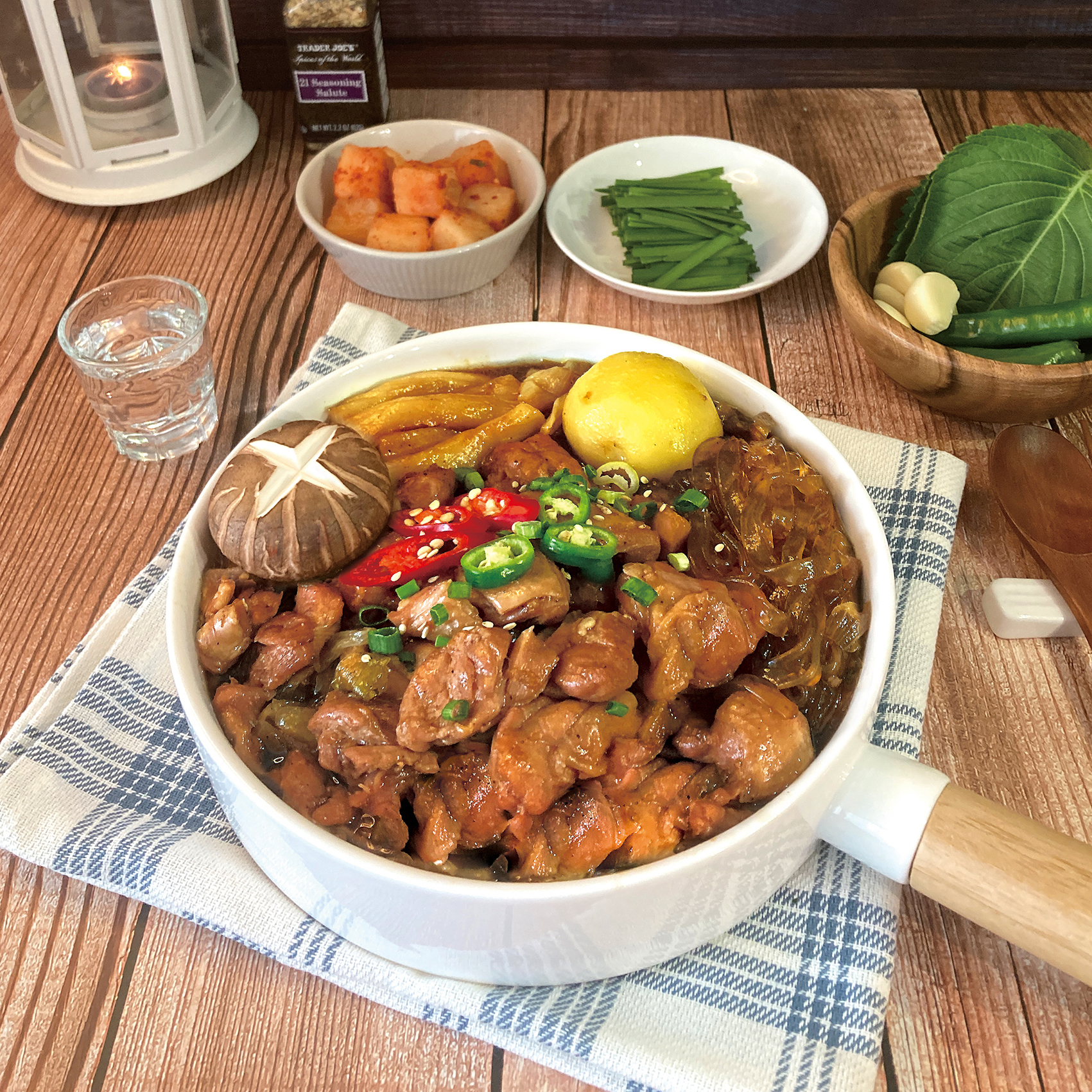 밥앤고 순살 안동 간장 찜닭 밀키트 1,005g 국내산 닭다리살 캠핑 요리 추천 아이 반찬 - 상세 이미지 5