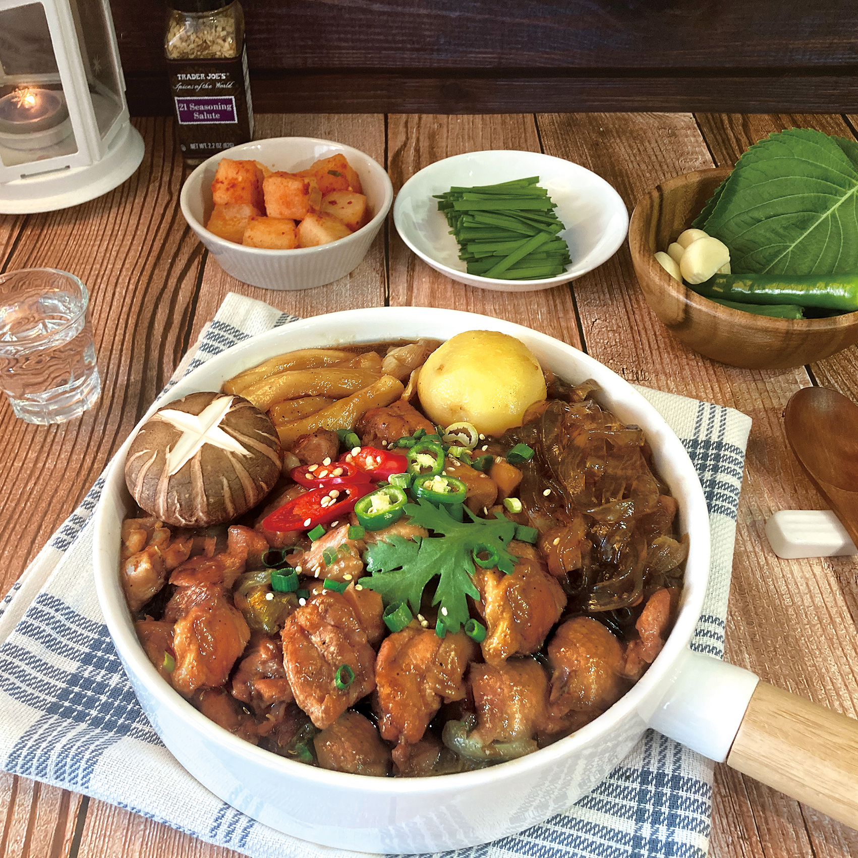 밥앤고 순살 안동 간장 찜닭 밀키트 1,005g 국내산 닭다리살 캠핑 요리 추천 아이 반찬 - 상세 이미지 4