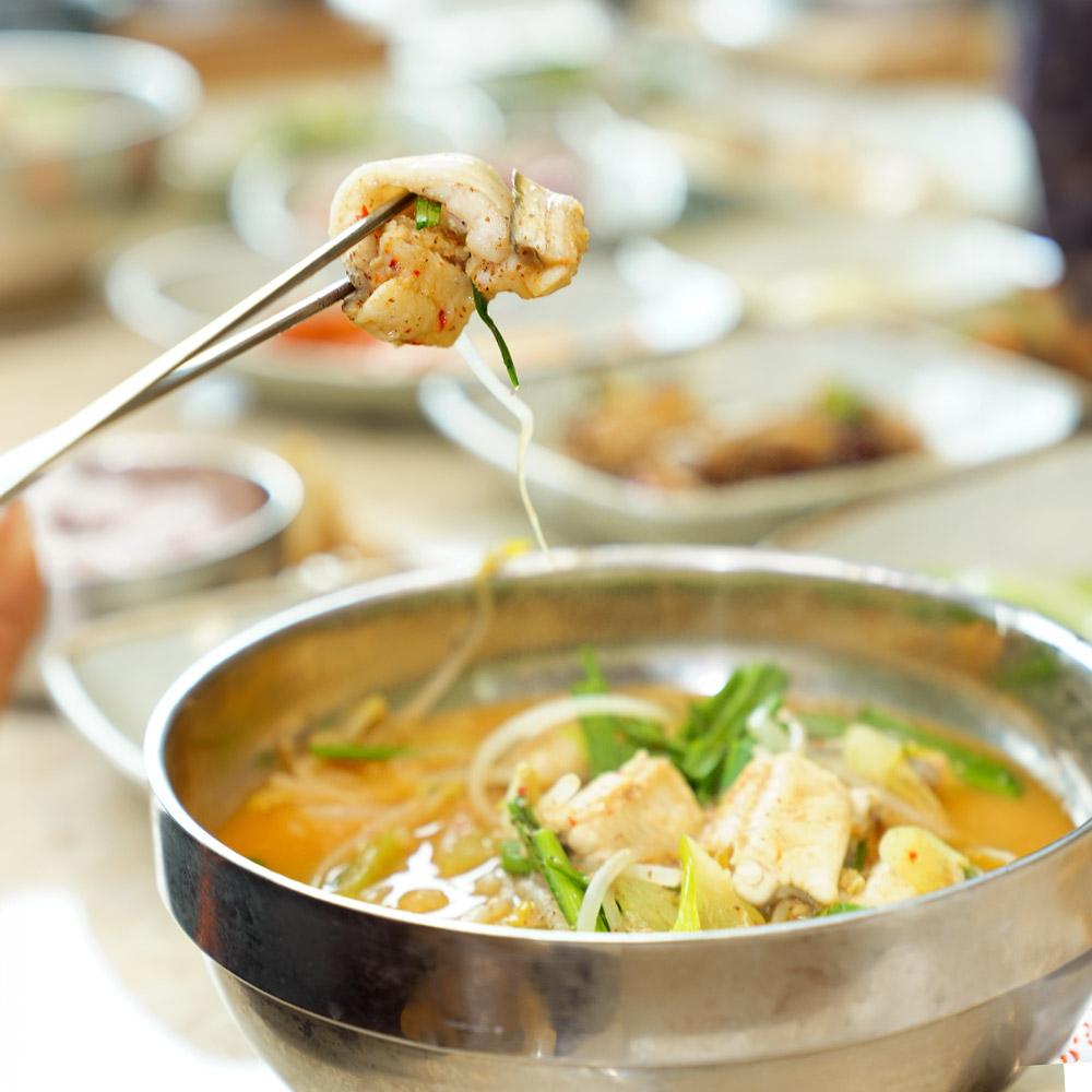 여수 수미네게장밥상_본점/ 청정바다 장어탕 맛집 건강보양식 1kg(3인분) 순살장어 장어국 장어곰탕 택배 포장 - 상세 이미지 4