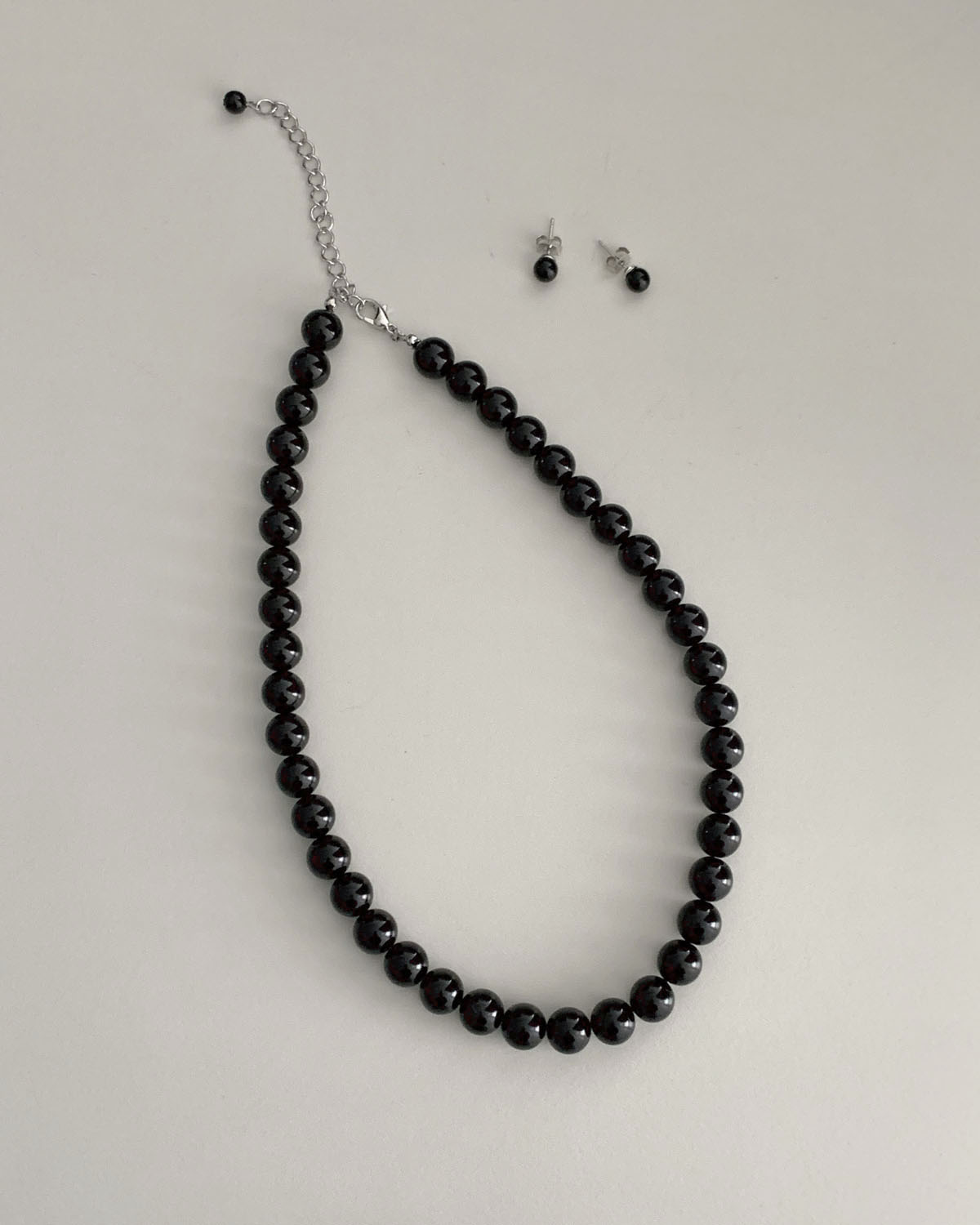 [일부당일] 볼드 목걸이 블랙 레드 진주 레이어드 네크리스 (10mm) - 상세 이미지 3