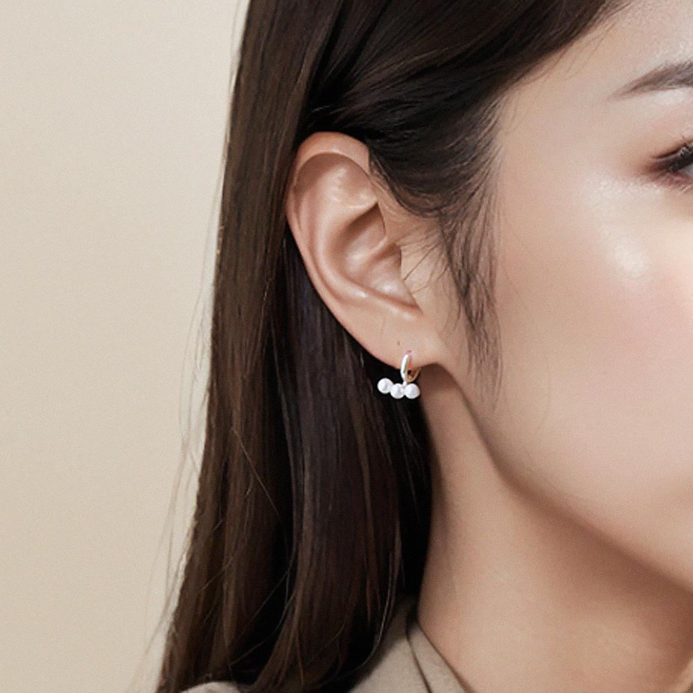 925실버 트리플 진주 원터치 링 귀걸이 - 상세 이미지 5