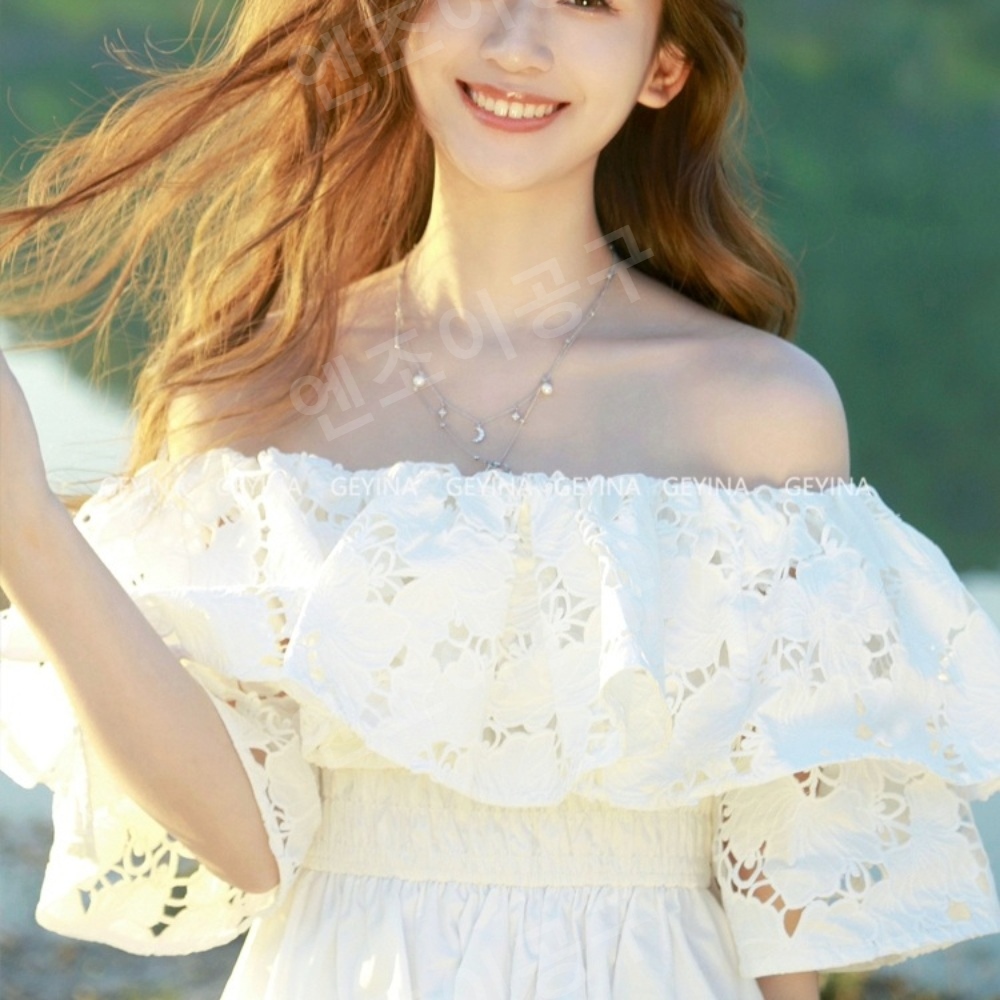벌거벗은 세계사 152회 혜성 오프숄더 원피스 미니 프릴 의상 옷 패션 - 메인 이미지