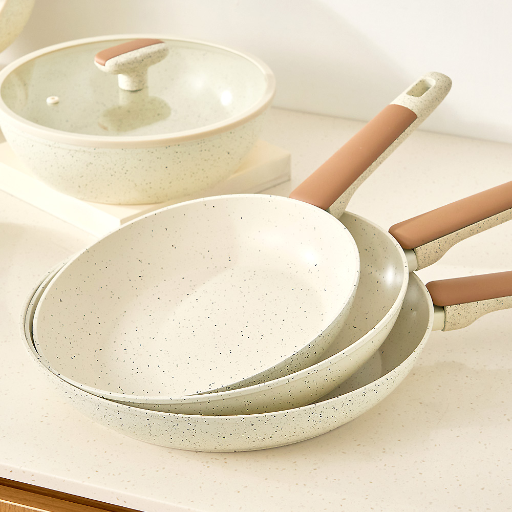 델라고 코팅 후라이팬 인덕션 후라이팬 바닐라빈 24cm