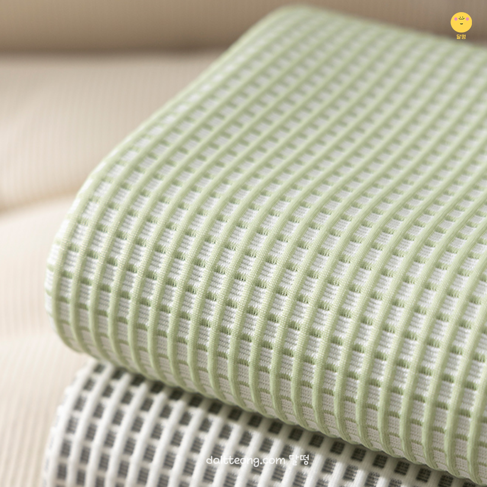 달떵 여름 아이스쿨링 와플 쇼파 패드 커버 러그 패브릭 깔개 커버링 90x120