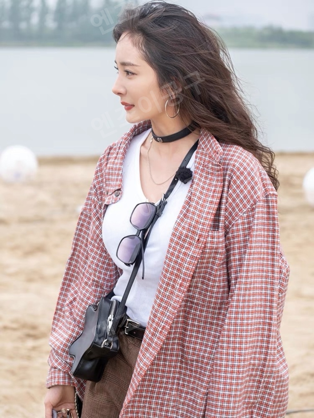 동상이몽2 342회 문지인 레드 남방 셔츠 체크 오버핏 의상 옷 패션 - 상세 이미지 4