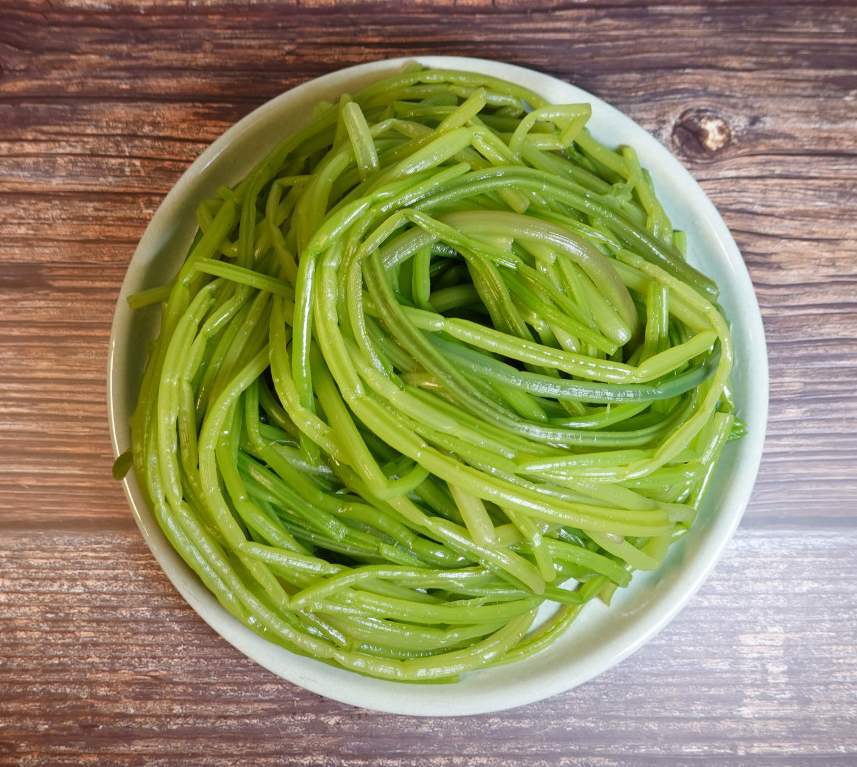 데친 고구마줄기 1kg 고구마순 김치 생고구마줄기볶음