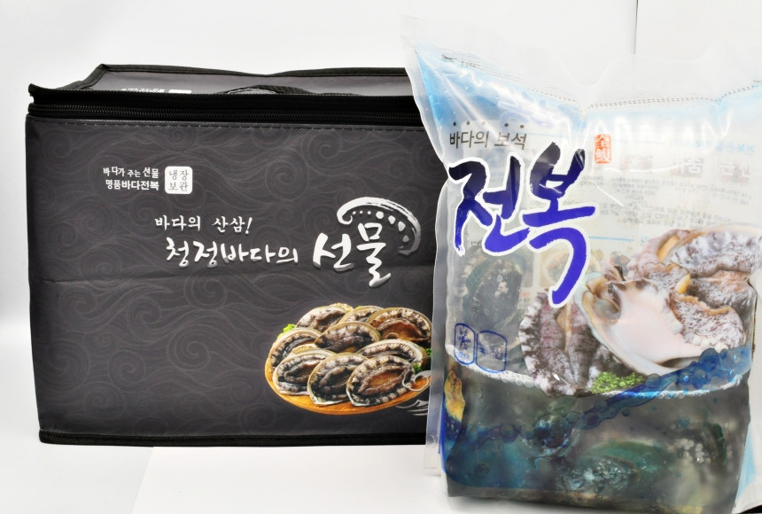 [전복] 청년 어부가 직접 키운 완도 활전복,