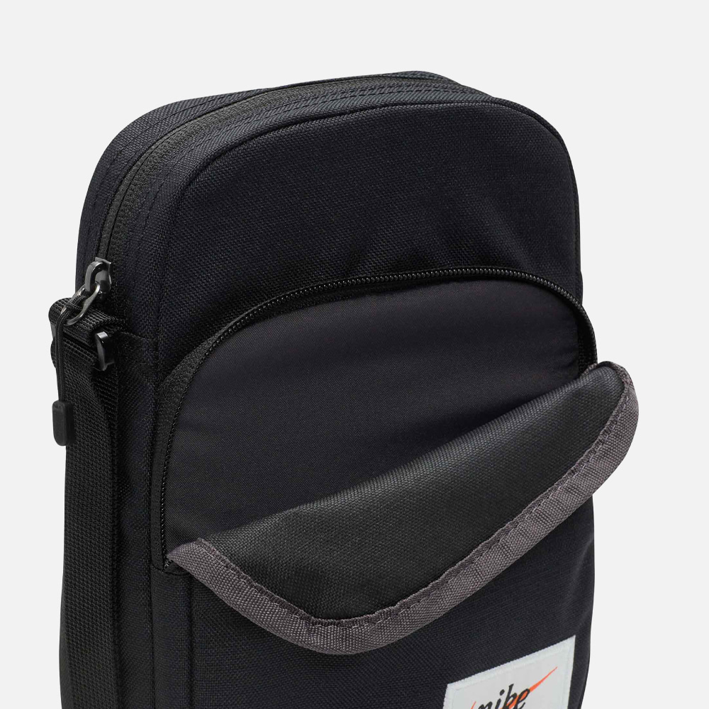 나이키 헤리티지 스몰 아이템 크로스백 BA5809-010