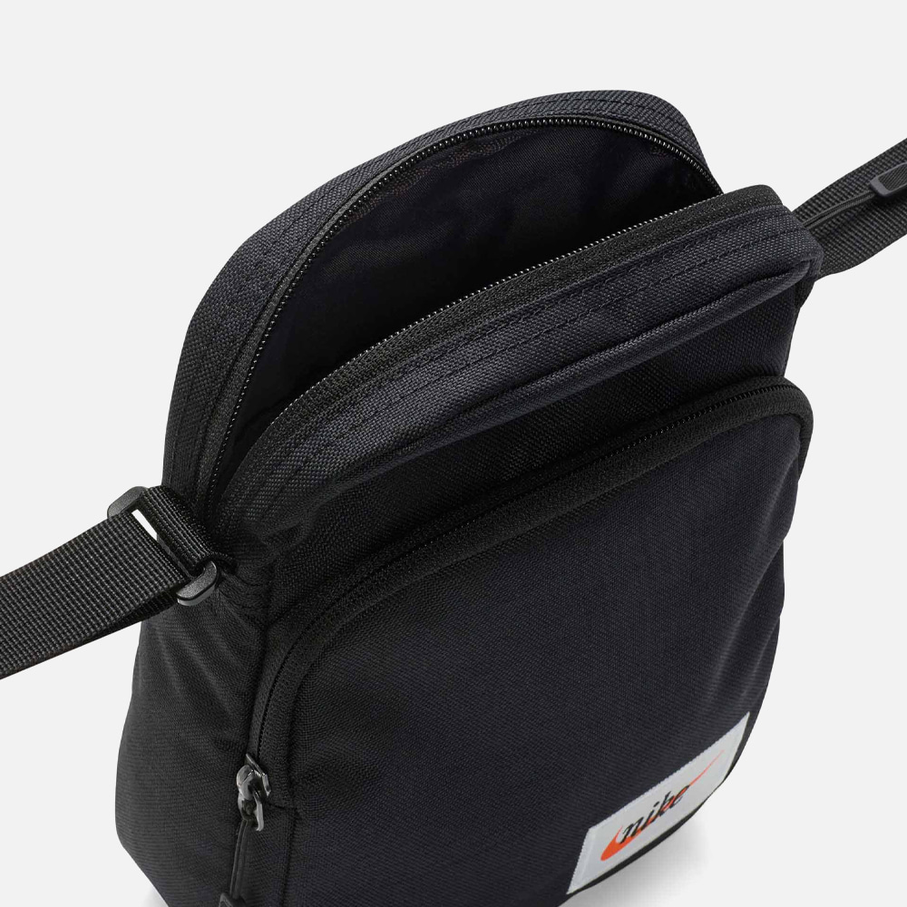 나이키 헤리티지 스몰 아이템 크로스백 BA5809-010