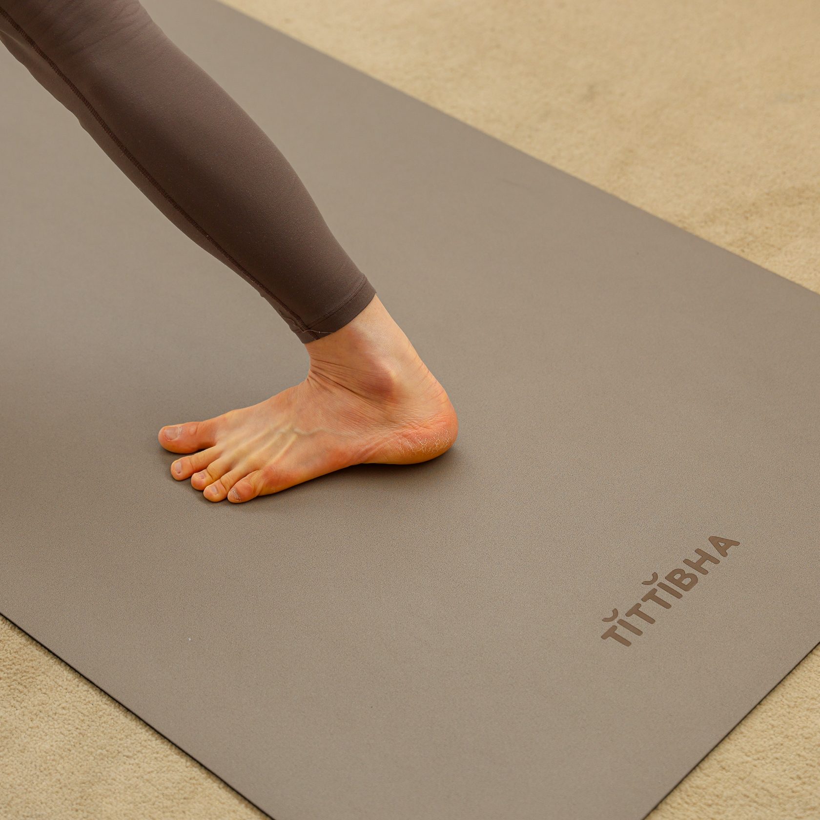 티티바 슈퍼 논슬립 천연고무 PU 요가매트 (4.5mm / 6mm)