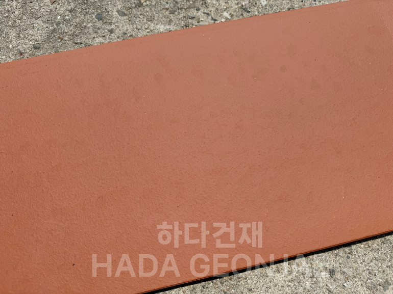 테라코타 타일 900x300x12T 비타레드 / 하다건재 점토타일