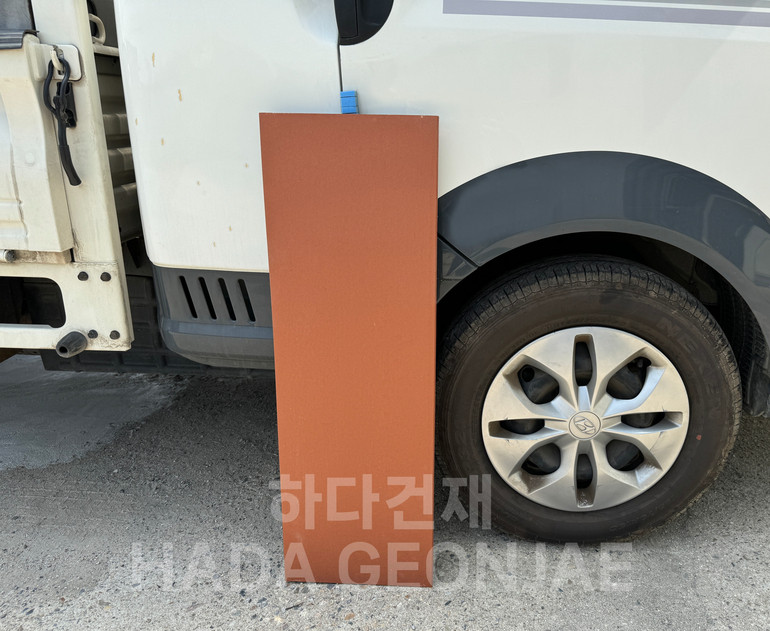 테라코타 타일 900x300x12T 비타레드 / 하다건재 점토타일