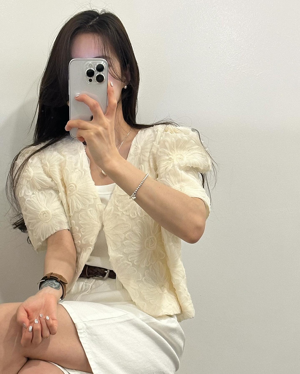 고트 여성 여름 크롭 오버핏 루즈핏 노카라 브이넥 플라워 퍼프 반팔 자켓 이미지 2