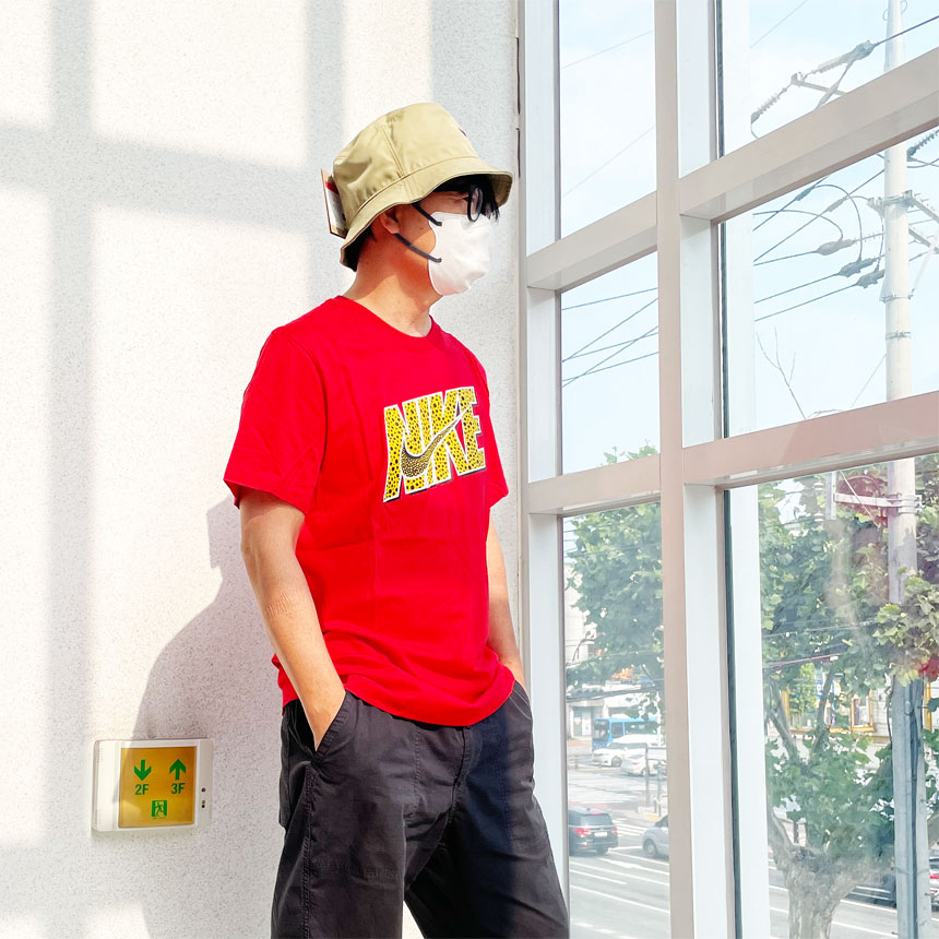 [시즌세일] 나이키 드라이핏 스우시 남여공용 코튼 반팔 티셔츠 DZ4579-657(레드), S 이미지 7