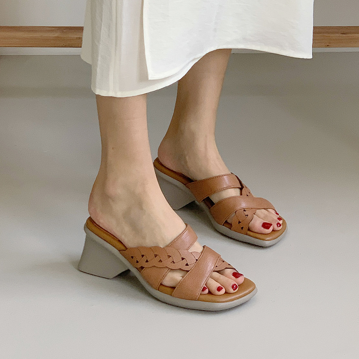 [GISSE 지쎄] 천연가죽 국내수제화 뮬 슬리퍼 GIS-44210