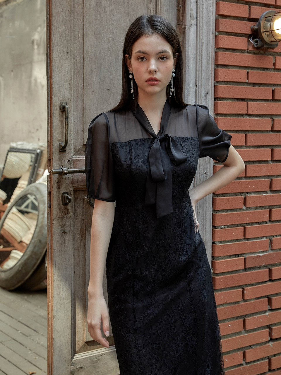 [쥴리앤칼라]24SS 칼라91 시크릿가든 아이비 리본타이 레이스 원피스 베이지 이미지 8