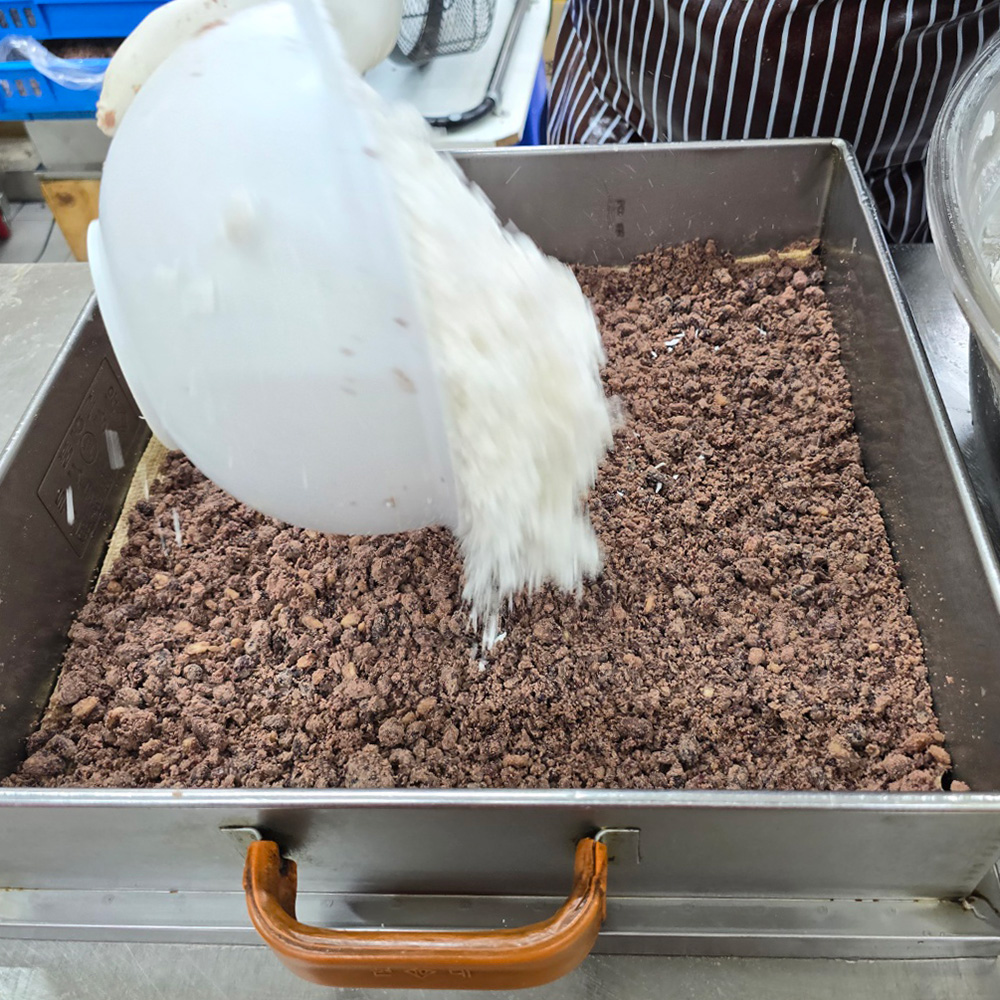 밀레의공방 달지않은 완두배기 팥시루떡 찰시루떡 찰떡 팥시루 1kg - 상세 이미지 5