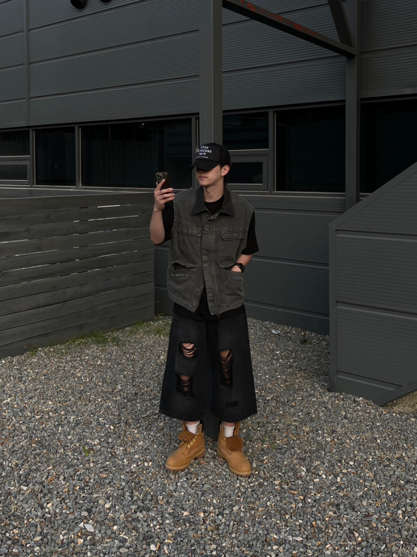 795D5EB9-94B6-48C3-9ED2-A082CD96A77F