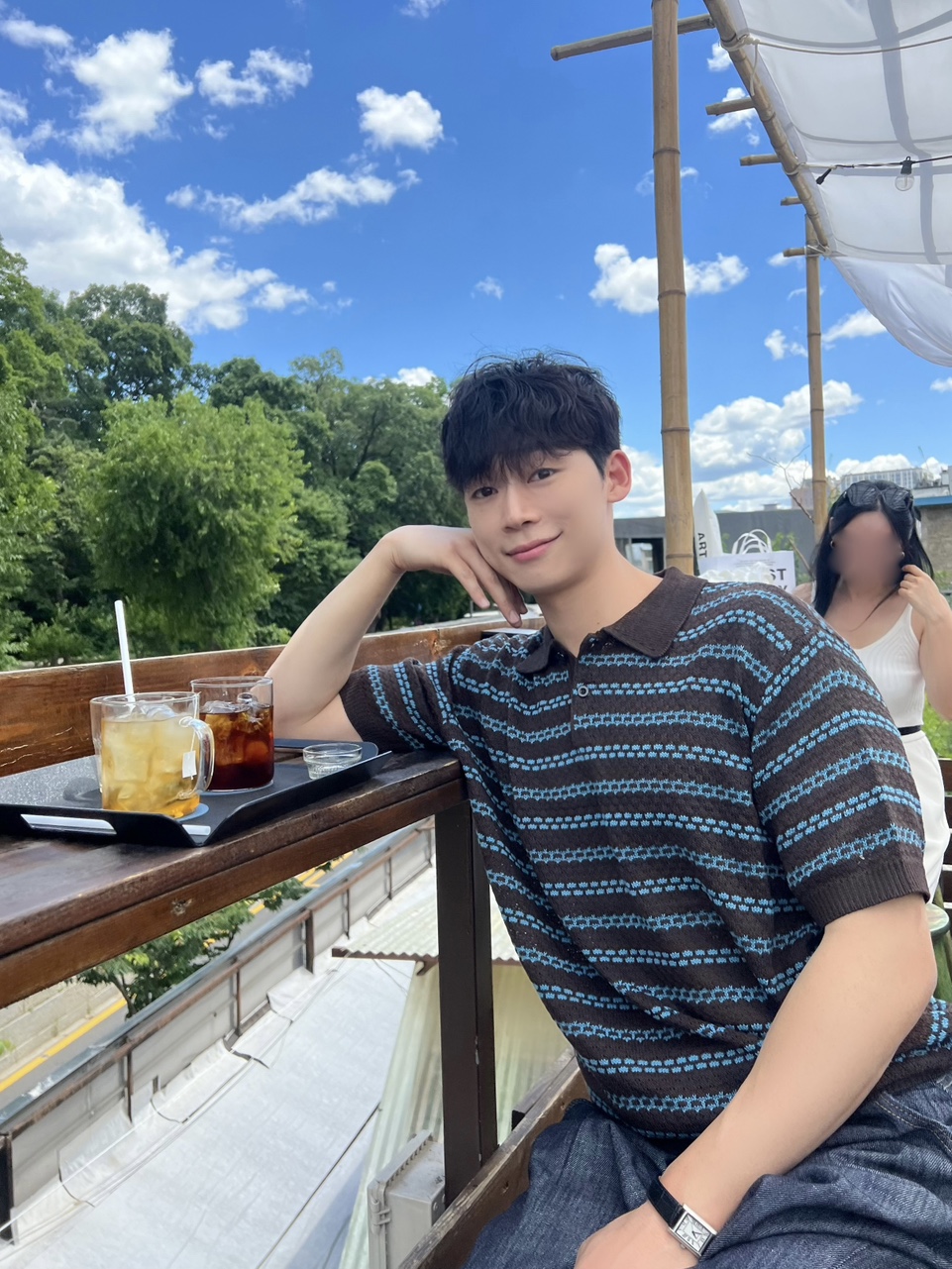 BFD64142-5B48-48F1-B331-1D22158B007B