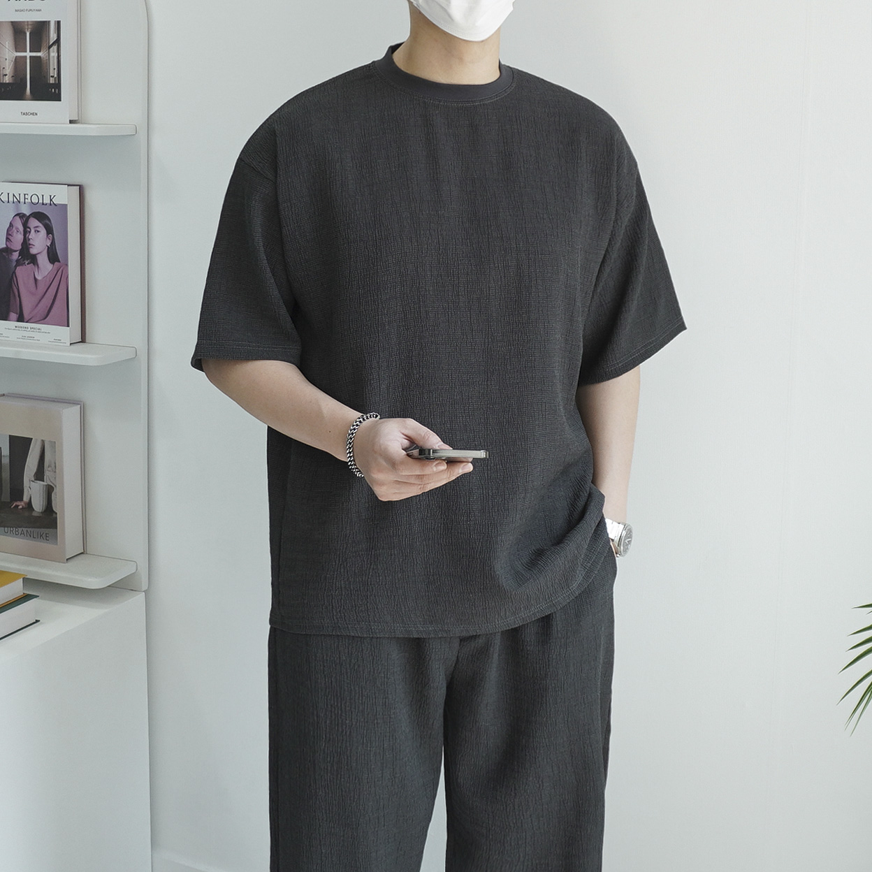 남자 시어서커 텍스쳐 오버핏 반팔티셔츠 2color - 상세 이미지 5