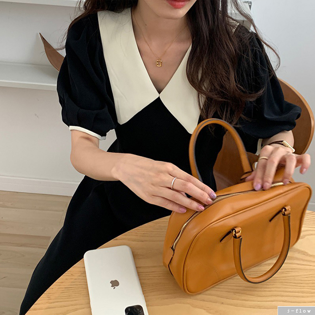 마르헨 배색 카라 실키 퍼프 롱원피스 2color 제이플로우 여름 A라인 핀턱 허리끈벨트 - 상품 이미지