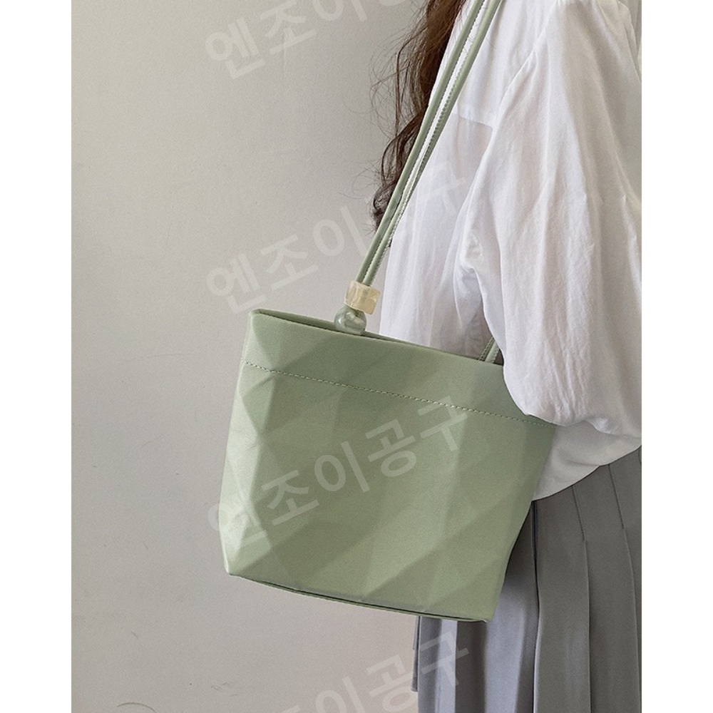 선재업고 튀어 16화 김혜윤 임솔 토트백 가방 대용량 럭셔리 의상 옷 패션 - 상세 이미지 2